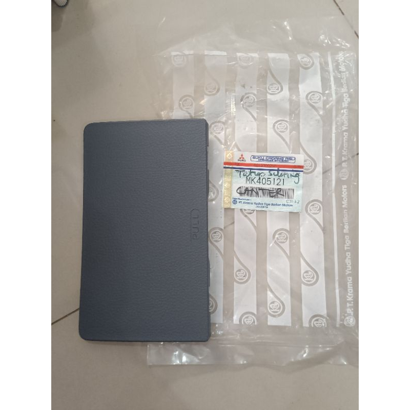 Tutup sekring ori Mitsubishi Colt Canter ps110/125, cover sekering