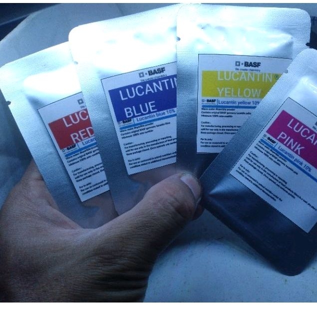 LUCANTIN (ASTAXANTHIN) BASF GERMANY Pigmen pewarna ikan