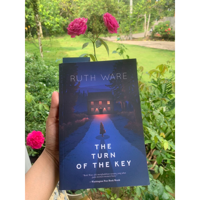 Preloved the turn of the key