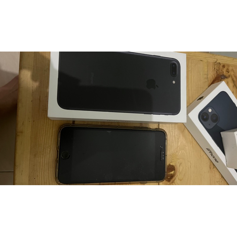 iphone 7+ ori ibox batre 98% lengkap box casan sm headset