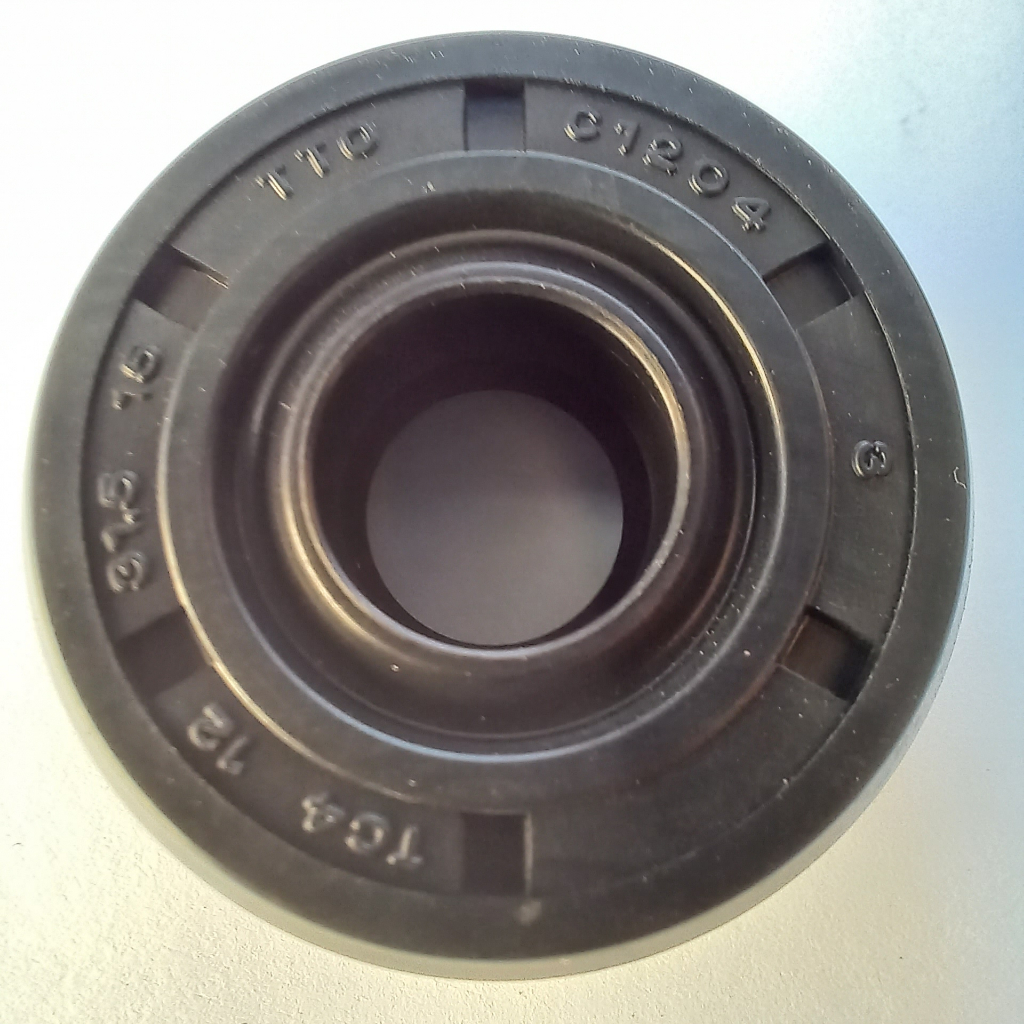 Merk TTO dan TTN 12x31.5x15 seal sil shock shockbreaker belakang variasi yss