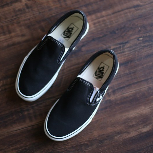 Vans Original Slip On Classic Black White