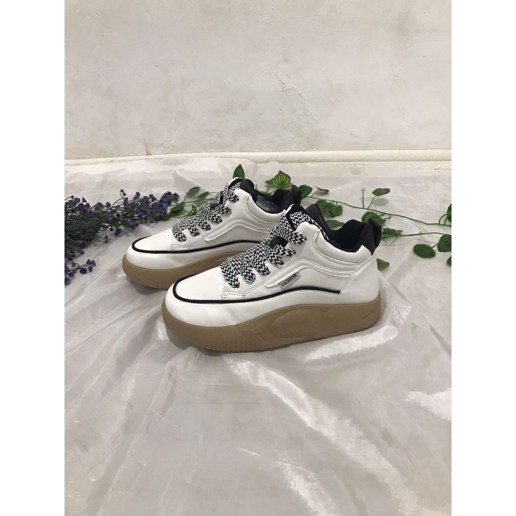 HS / Sepatu Sneaker Wanita Import Korea PU Premium 286