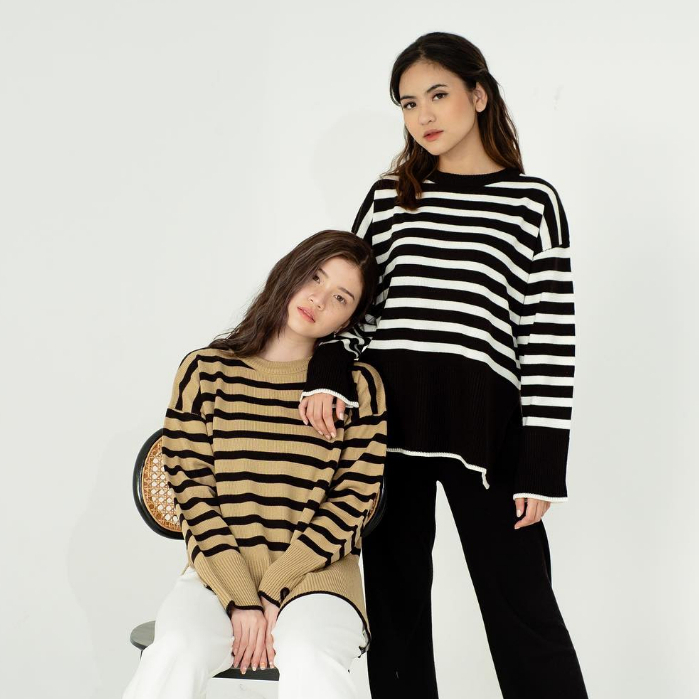 SWEATER RAJUT AGATA OVERSIZE/ATASAN RAJUT WANITA/HARU KNIT OVERSIZE SWEATER