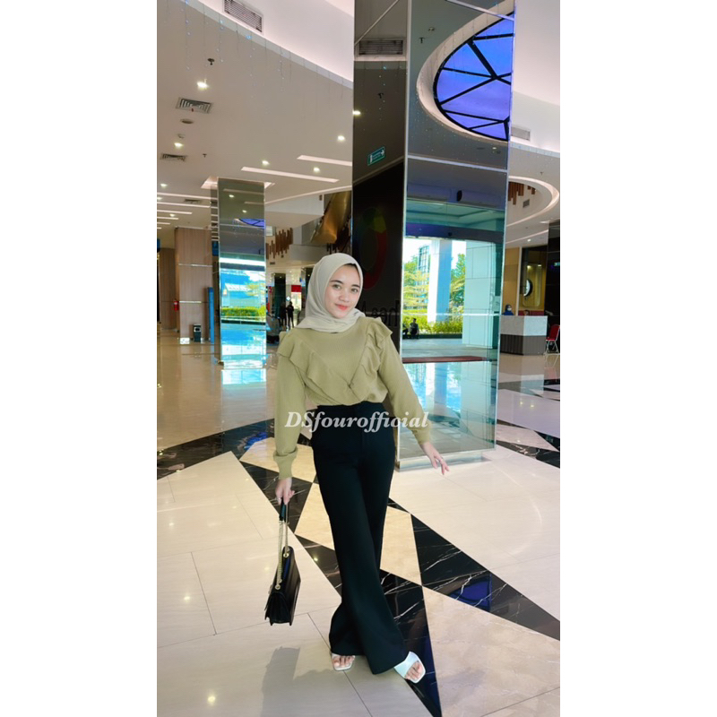 Aleena Ruffle Blouse Rajut premium / Atasan Rajut Premium {DSfour_Official}