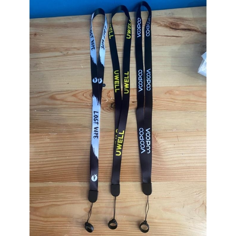 

TALI GANTUNGAN KUNCI TALI GANTUNGAN MOTIP LANYARRD 3 WARNA