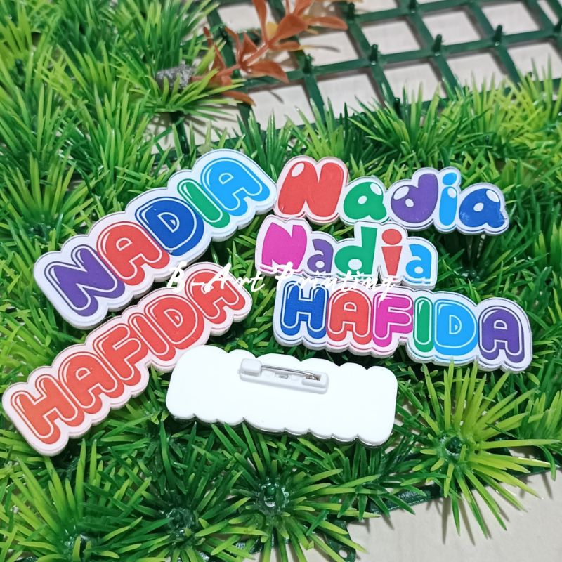 BROS PIN Nama Name Tag Akrilik Papan Nama Warna Warni SD TK SMP MI Sekolah Instansi Pin/Bros/Pin Akrilik/Bros Akrilik/Bros Peniti/Bros Costum/Pin Costum