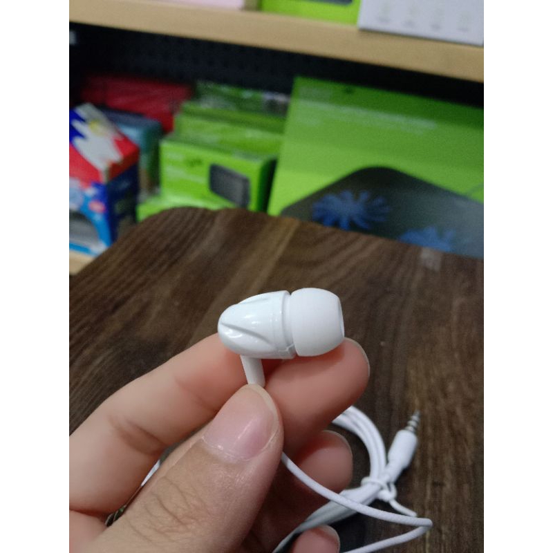 EARPHONE REALME R31