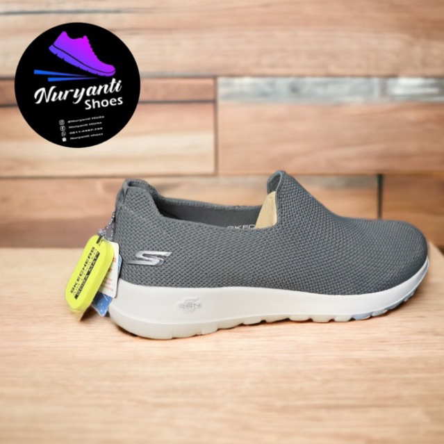 Sepatu Slip On Skechers Original Go Walk