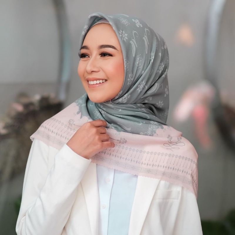 Jilbab Segiempat voal motif terbaru | button Deenay Mylady ms 05