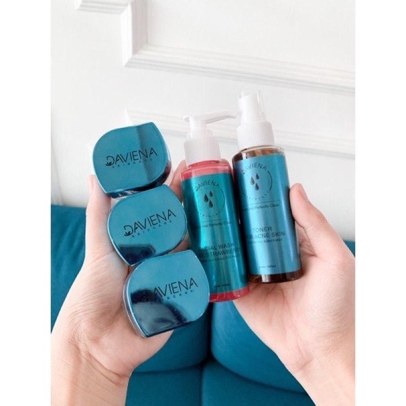 DAVIENA skincare/daviena gold, daviena acne, daviena glowing