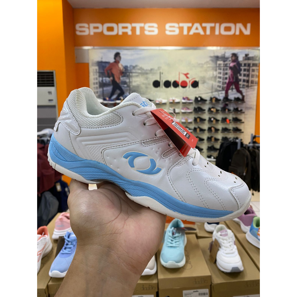 Astec Geri Badminton White/Blue Sepatu Bulu tangkis Unisex Original