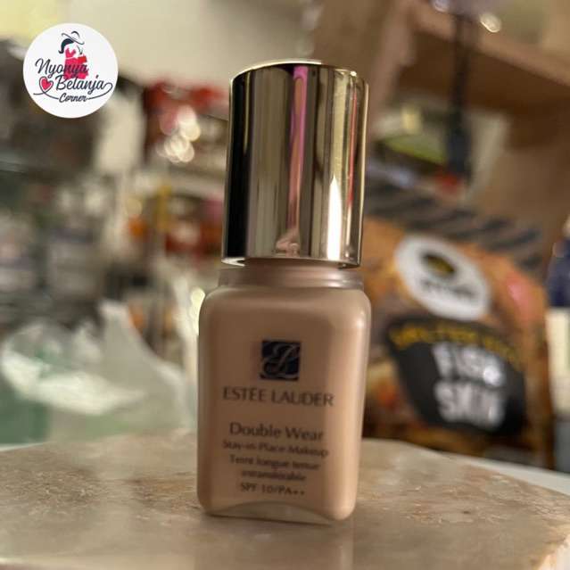 estee lauder DW Foundation