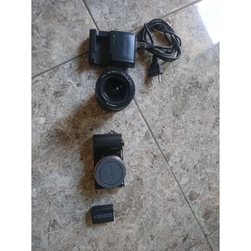Sony A5000 bekas lensa Minolta mount A