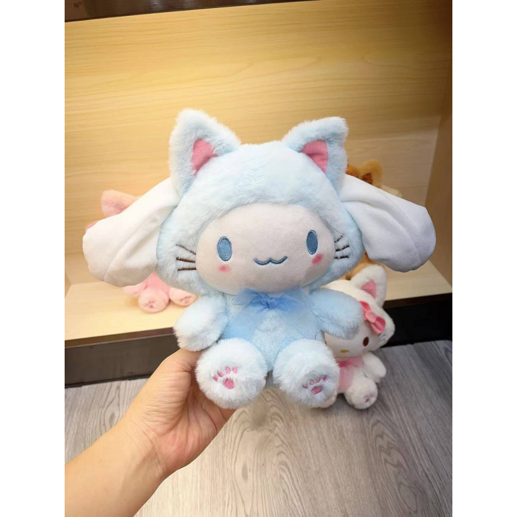 MAINAN BONEKA CINNAMOROLL MELODY KUROMI POMPOMPURIN HELLO KITTY KOSTUM KUCING PLUSH IMPOR