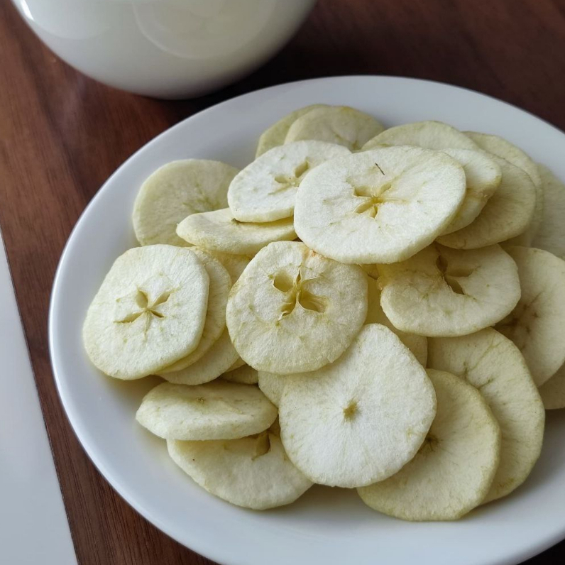 

KERIPIK APEL MANIS CRISPY 500gr | KERIPIK BUAH PREMIUM