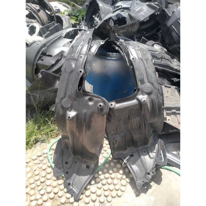 liner fender kiri Innova 2008 -2015