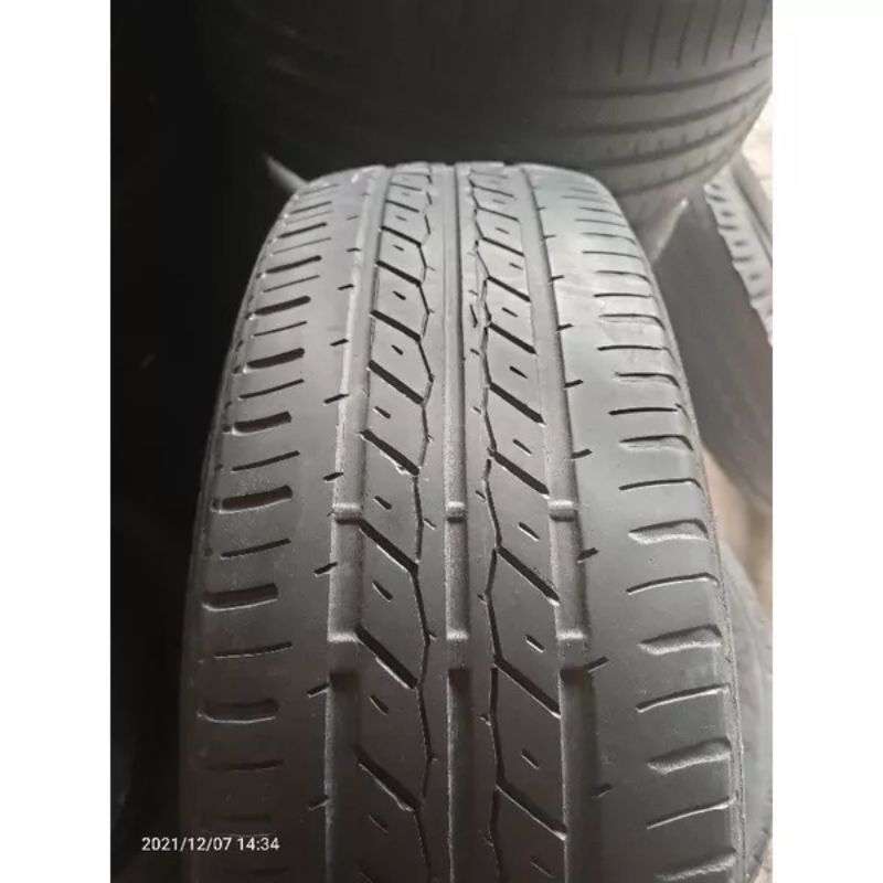 Ban mobil second copotan ukuran 185/65 ring 15 merek bridgestone ecopia