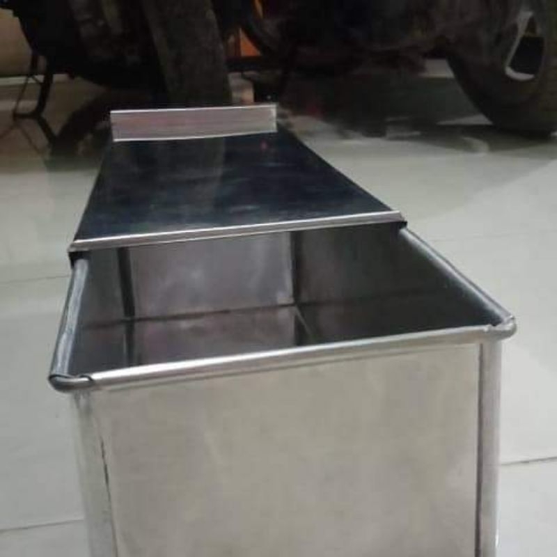 loyang roti tawar 15x12x12