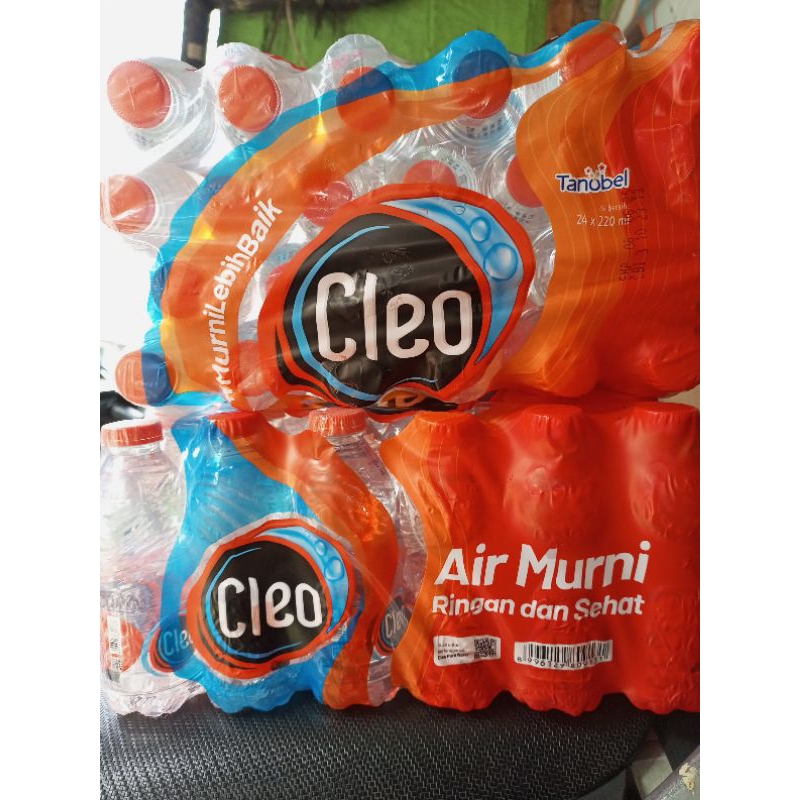 

CLEO botol mini 220 ml