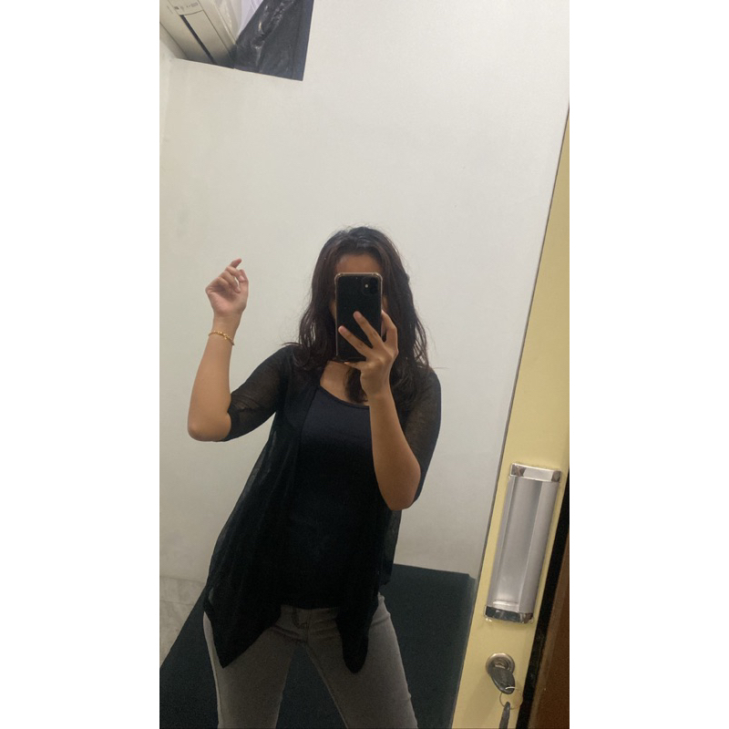 (Nett) Preloved Cardi Crop / Cardigan Crop / Cardigan Hitam / Cardi Hitam / Black Cardigan / Black C