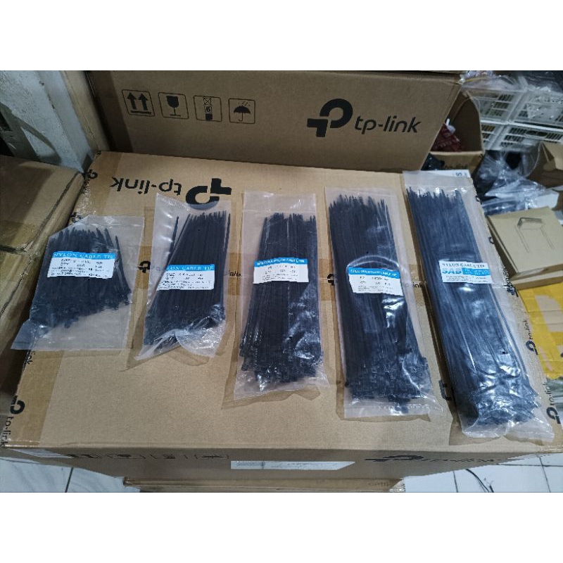 

TIES HITAM/KABEL TIES
