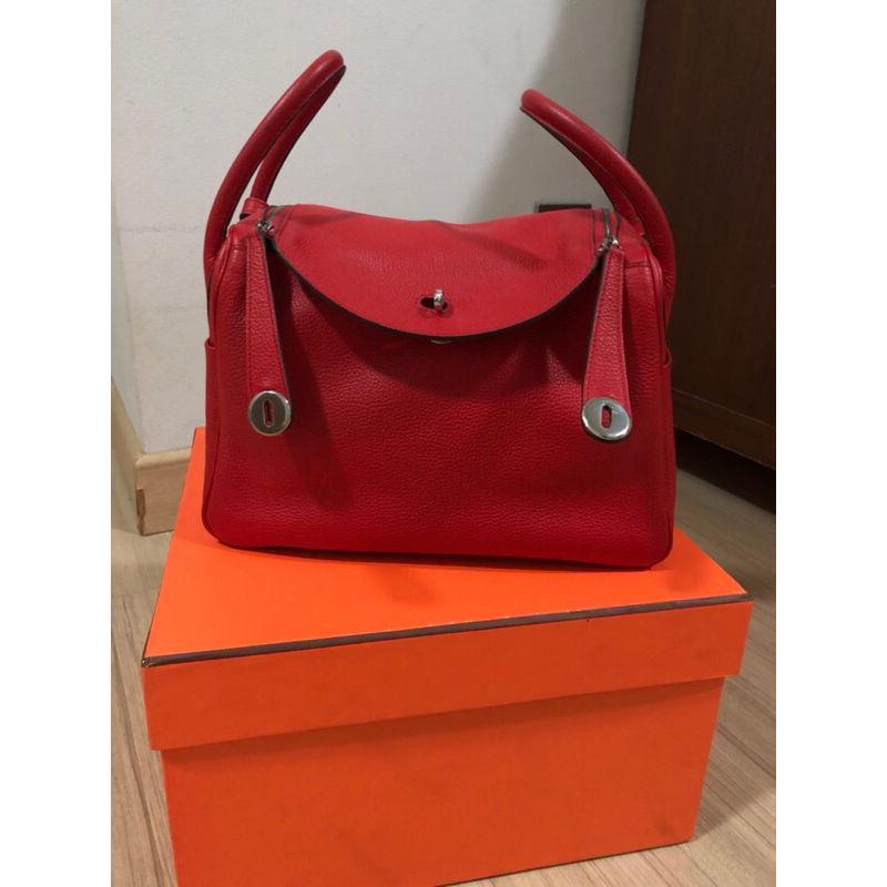victoria lindy bag leather red 26