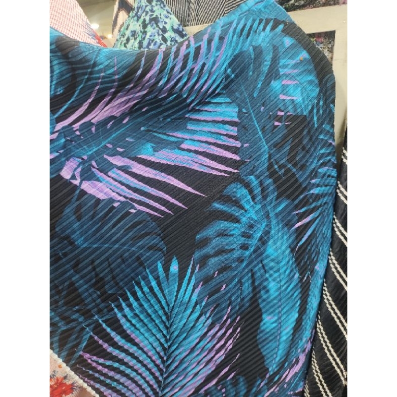 Bahan kain meteran Plisket motif Sc176Dk harga per 0,5 meter