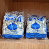 

Kerupuk bawang (kenari) mentah cap 2Gajah 250gr