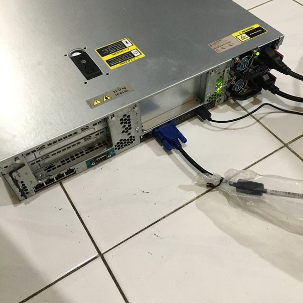 Server HP ProLiant DL380p Gen8 Intel Xeon E5 RAM 32GB Tanpa HDD