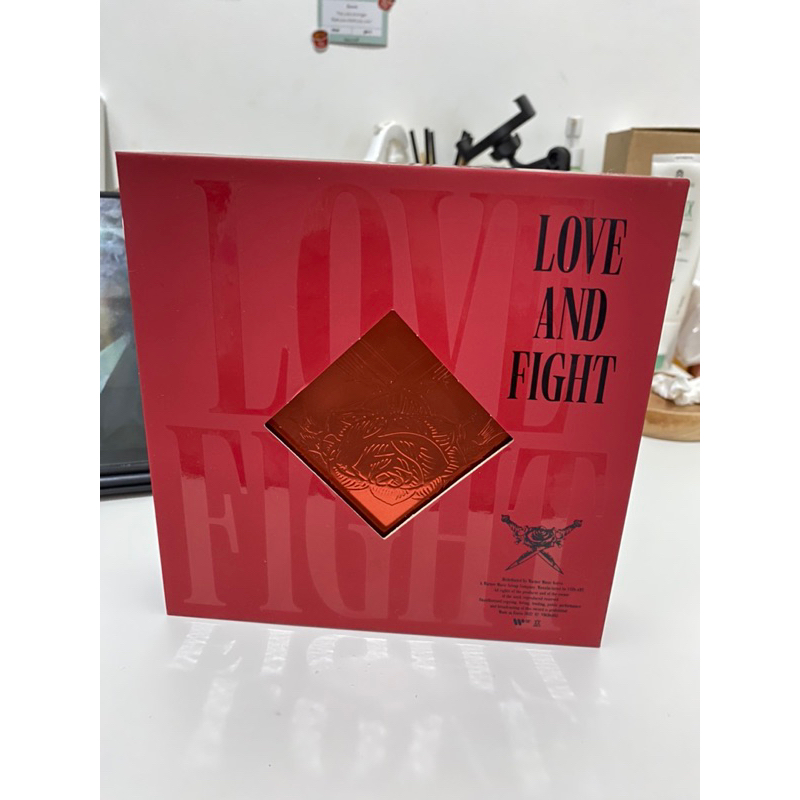 [PRELOVED] LOVE AND FIGHT ALBUM RAVI VIXX