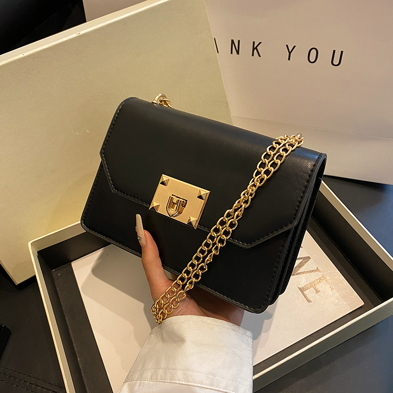 Tas Selempang Wanita Import Fashion 8379