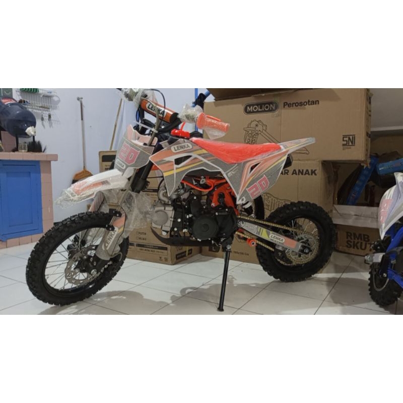 Medium_Trail_Lenka_MXGP20_110cc_4tak_MATIC