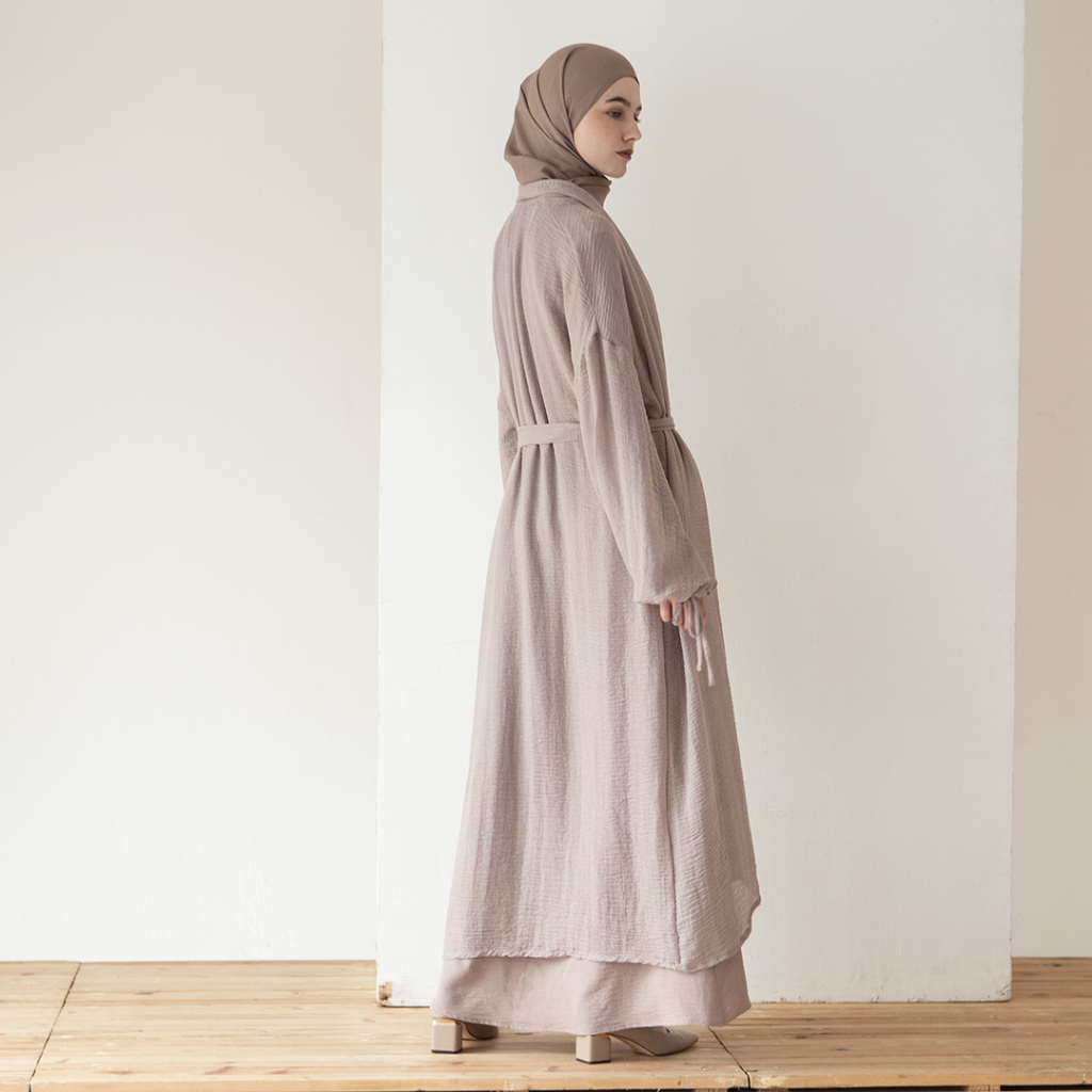 Kania Outer by Aska Label