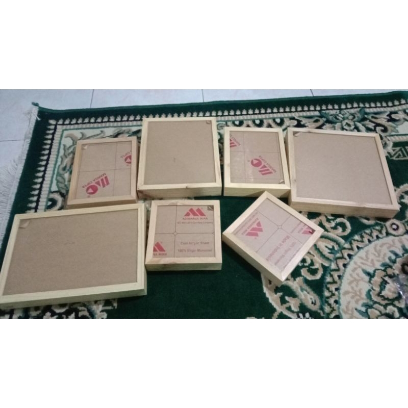 PIGURA PERSEGI/ pigura Kayu /frem kayu