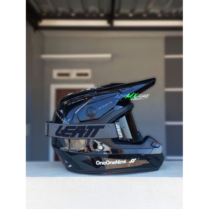 HELM ORCA ONEONENINE ORIGINAL DAN GOGGLE LEAT