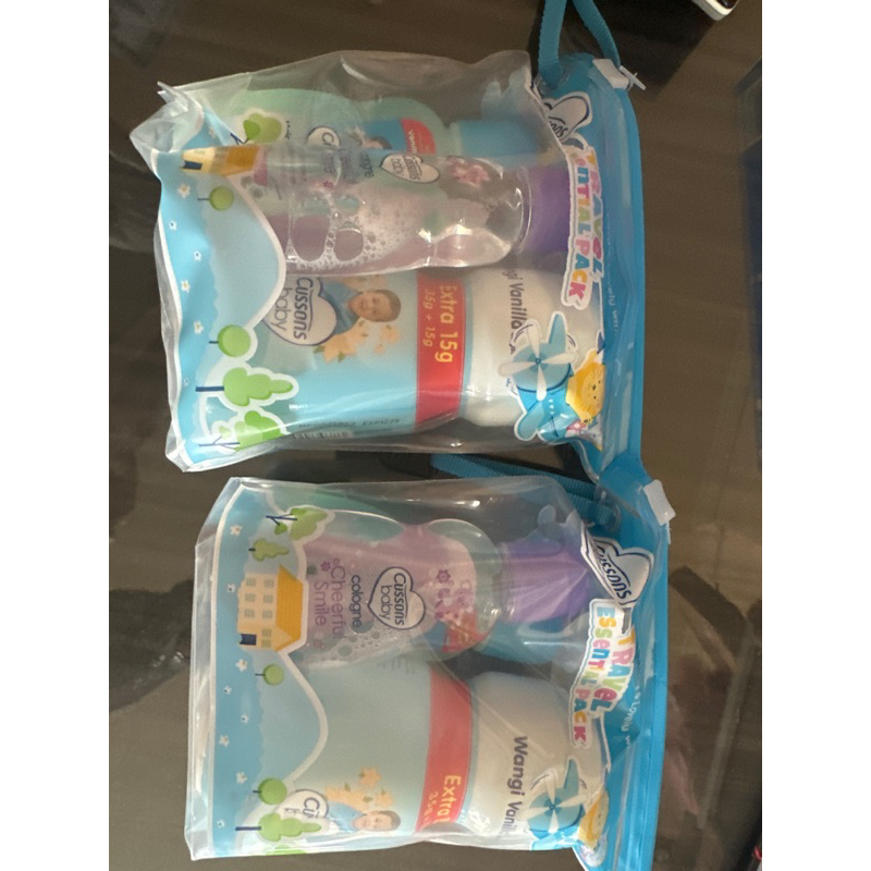 CUSSONS BABY TRAVEL ESSENTIAL PACK (3 ITEMS)