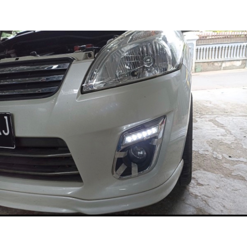 Foglamp ertiga lama/garnis foglamp ertiga/fog lamp ertiga