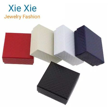 Kotak Box Gelang Kalung Cincin Box Perhiasan Emas Ataupun Titanium
