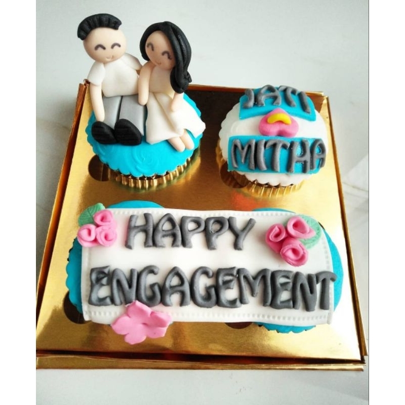 

cupcake lamaran engagement