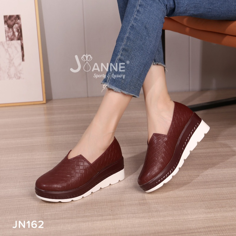 [ORIGINAL] JOANNE Closed Toe Wedges Shoes Sepatu Wanita #JN162