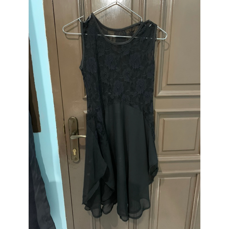 preloved atasan renda black