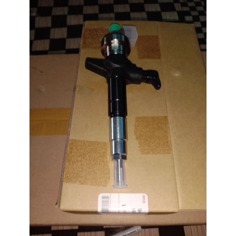 injektor isuzu d max 4 jj