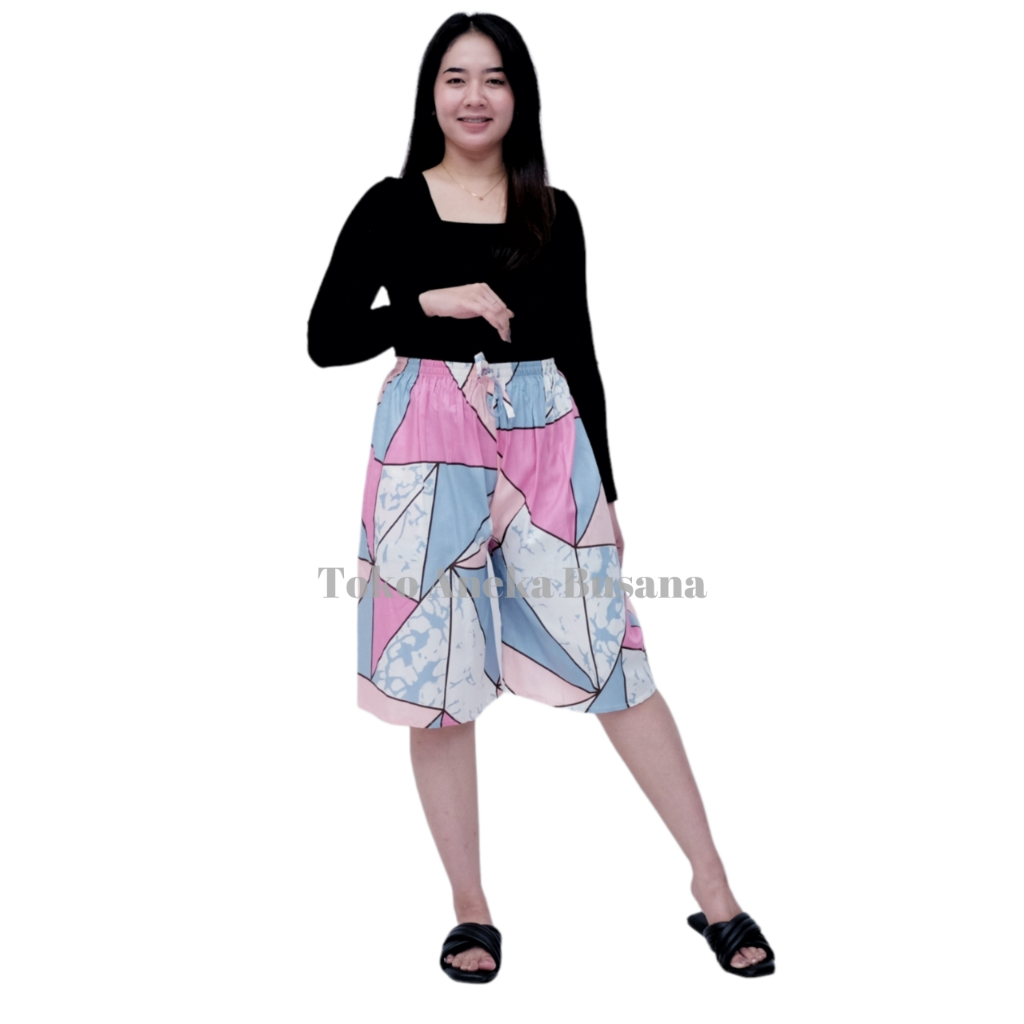 Celana Pendek Jumbo 3/4 Kulot Motif Bahan Rayon