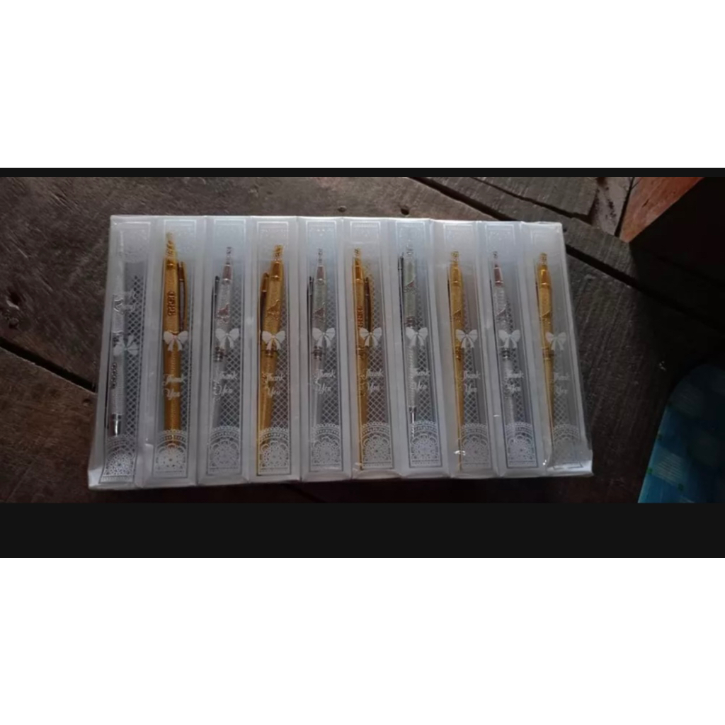 ￼[50 PCS] SOUVENIR PULPEN SILVER EMAS KEMAS MIKA SOUVENIR PERNIKAHAN SOUVENIR PULPEN MURAH