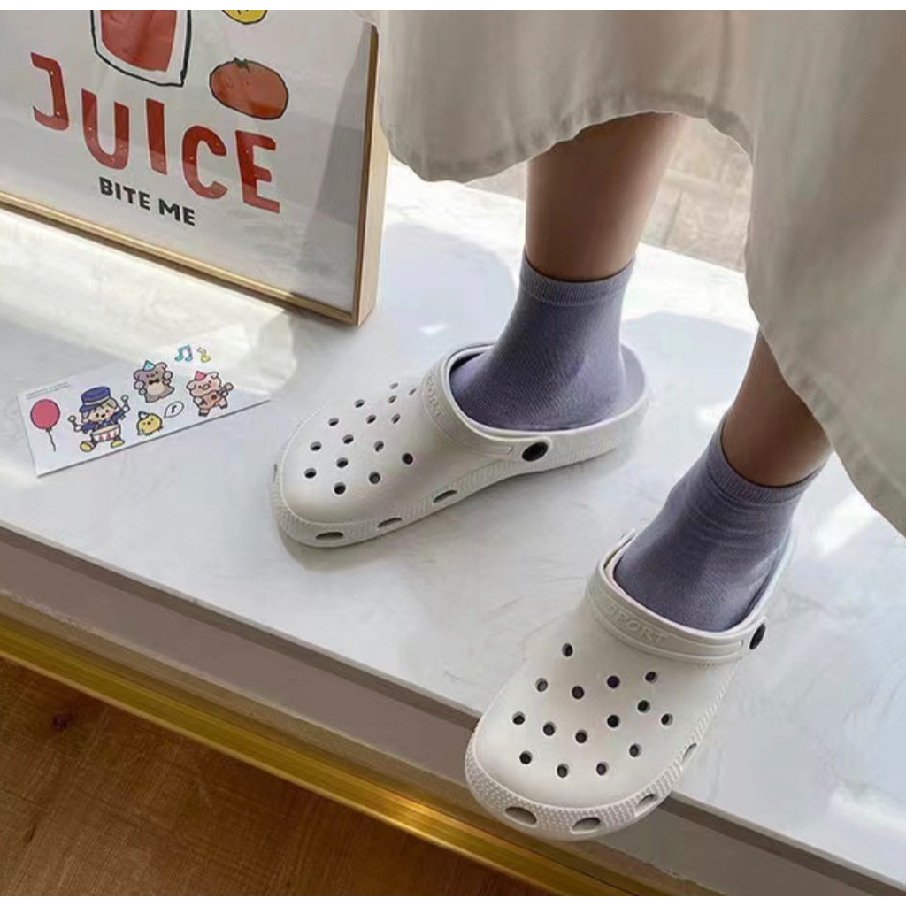 Sandal Rumah Sandal Wanita Jelly Anti Slip Sendal Selop Karet Motif Lubang Sandal Crocs Rumah Tali Belakang Elastis