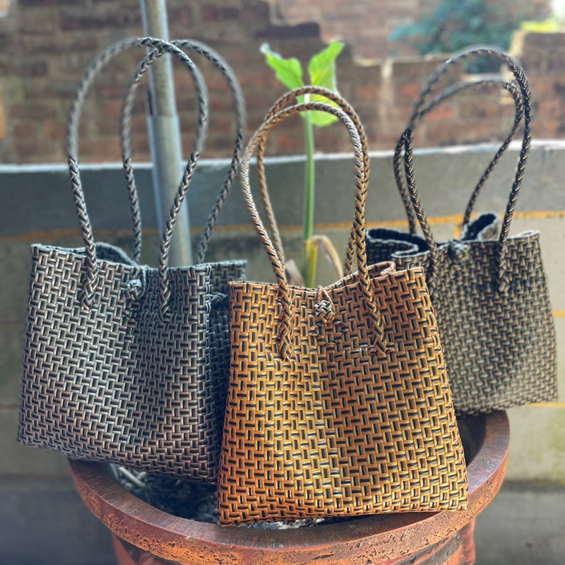 Tas Pasar Tas Belanja Anyaman Plastik Jali Klasik NAURA