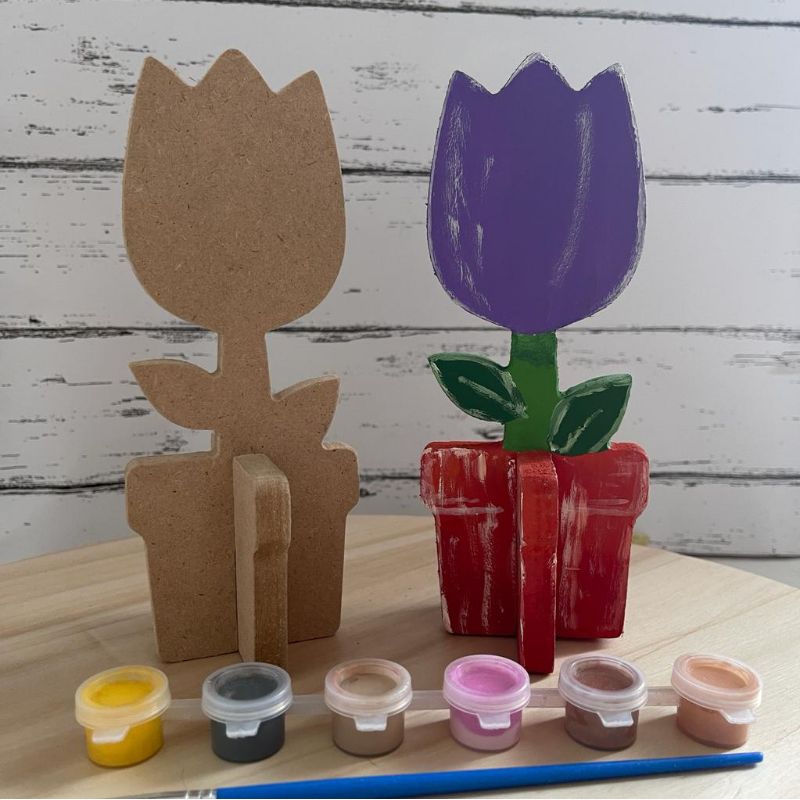 

DIY Wood Character Painting Mewarnai Melukis Kayu Karakter Mainan Edukatif Anak Hampers Souvenir Tulip | Woodengem | 15 cm | Painting Kit