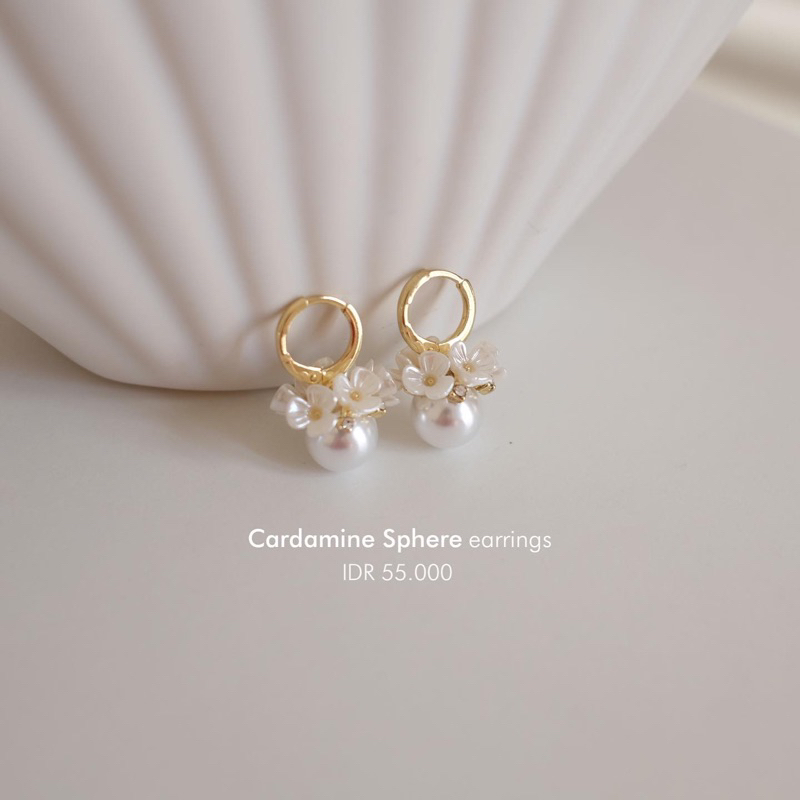 Ark.co - Camellia &amp; Canele &amp; Cardamine Flower sphere bouquet Earclimber anting bunga fashion