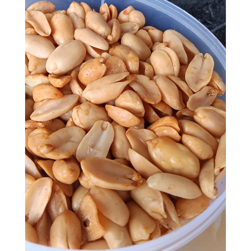 

KACANG ASIN HOMEMADE